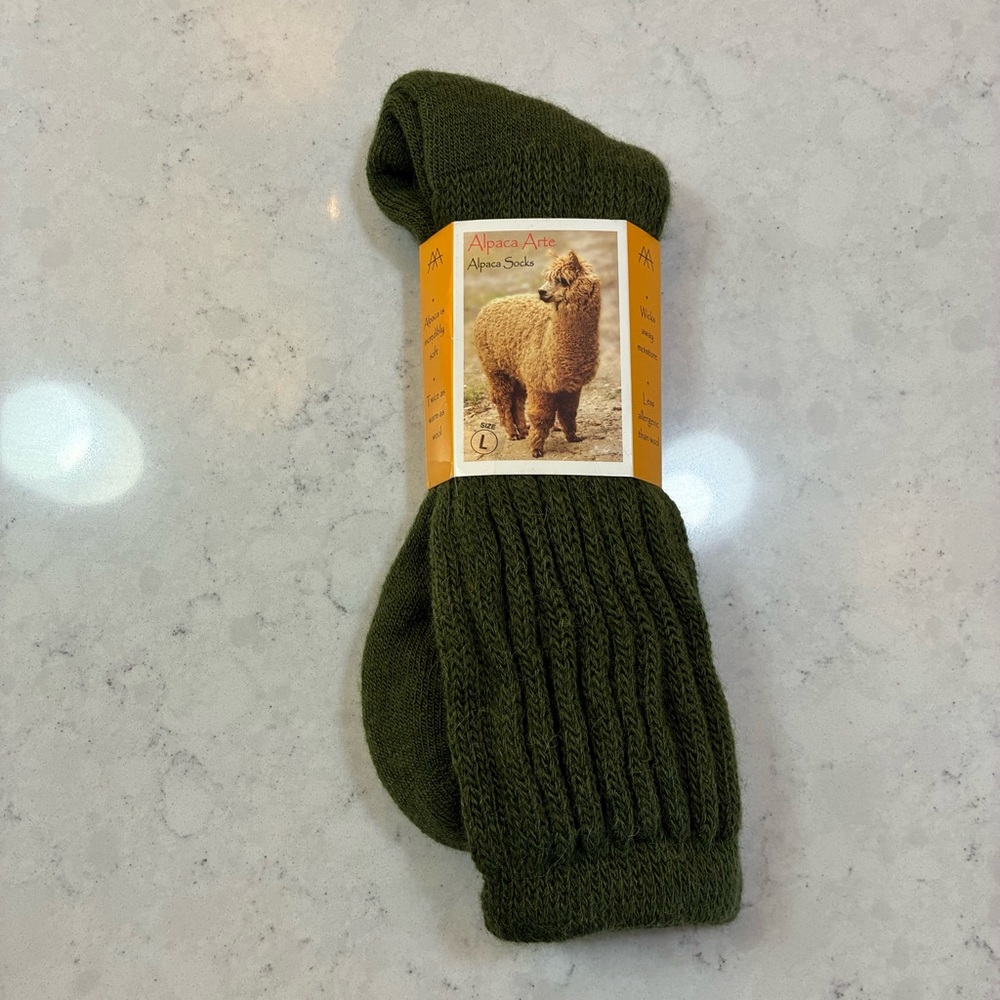 Alpaca Arte Green Socks